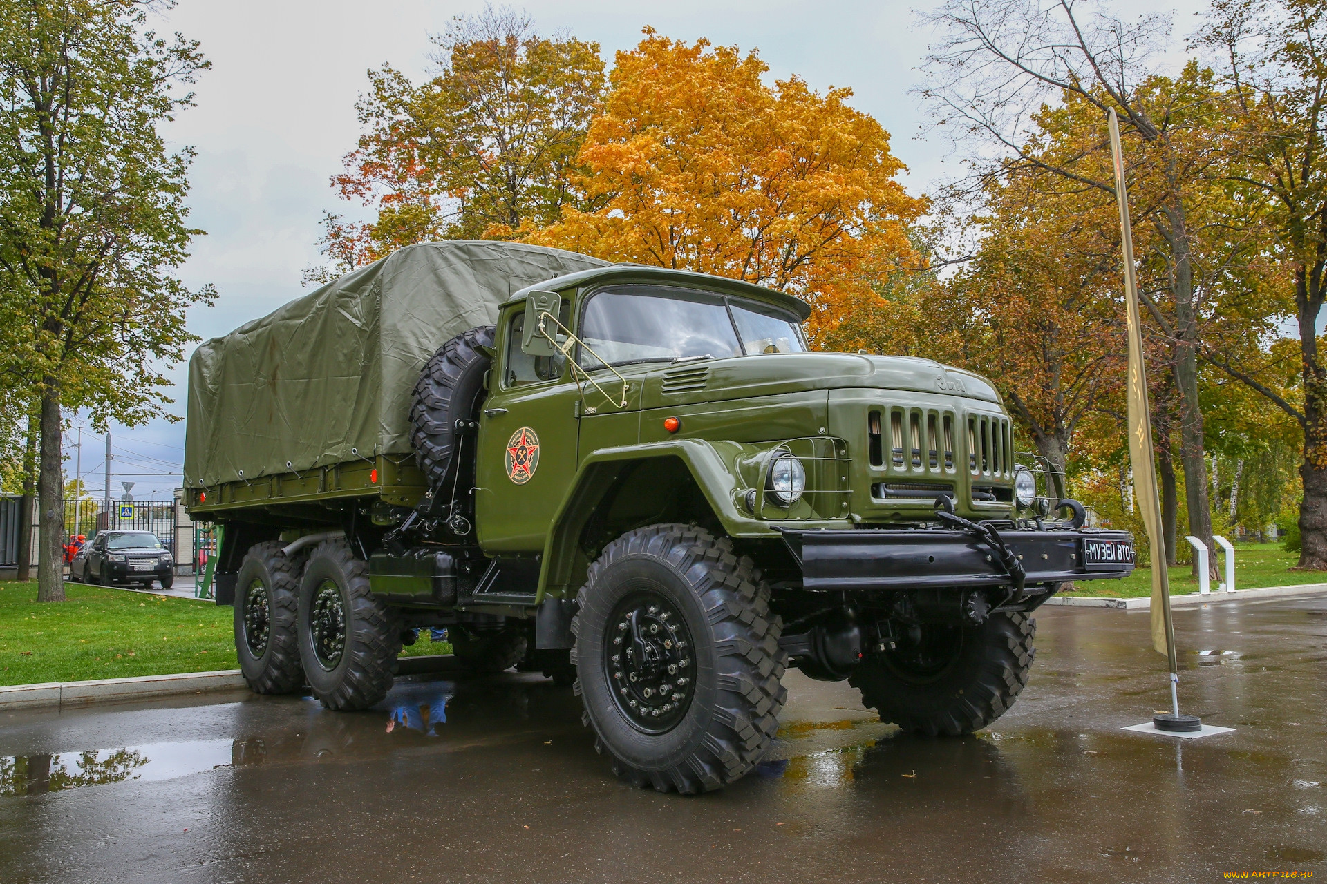 Обои ЗИЛ- 131 Автомобили Зил Грузовики, обои для рабочего стола, фотографии  зил- 131, автомобили, зил грузовики, зил-, 131, грузовик, автомобиль,  раритет Обои для рабочего стола, скачать обои картинки заставки на рабочий  стол.